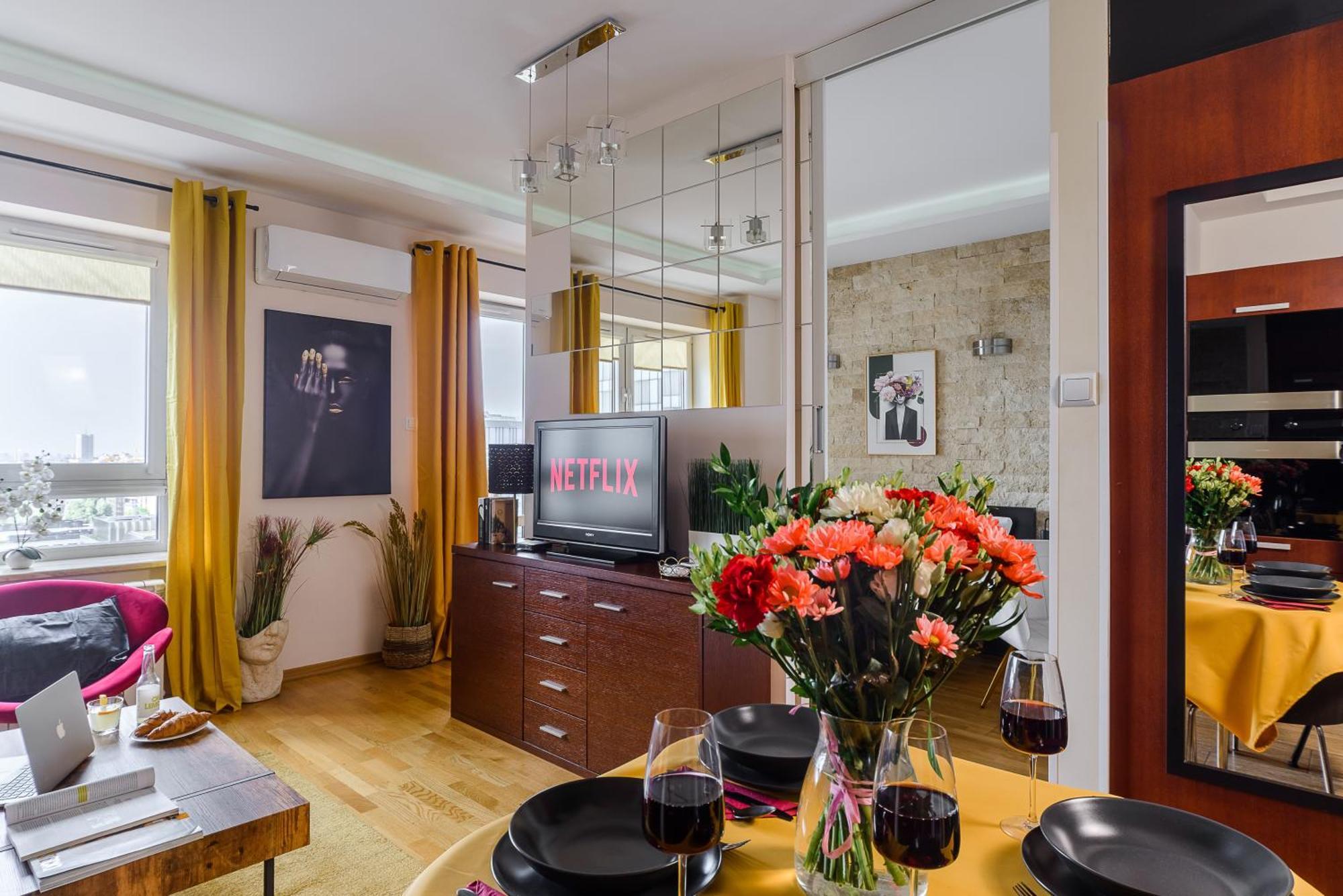 Luxury In Platinum Tower Apartament